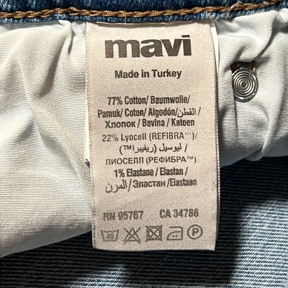 Mavi New York High-Rise Straight Jeans - Picture 9 of 11